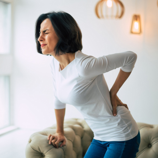 Help for those who are unable to stand up straight due to lower back pain.